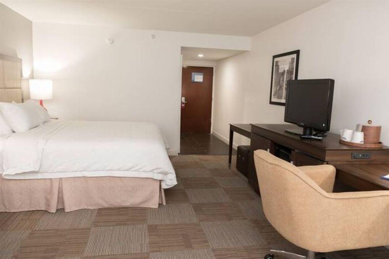 Hotel Hampton Morristown